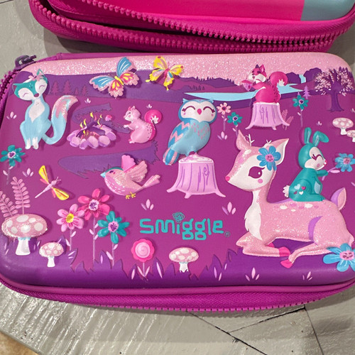 Smiggle hardtop zip - smiggle,
