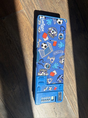 Smiggle pencil case - case, with