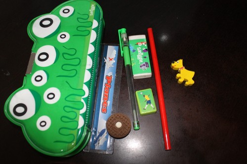 Smiggle frog magnetic - frog,